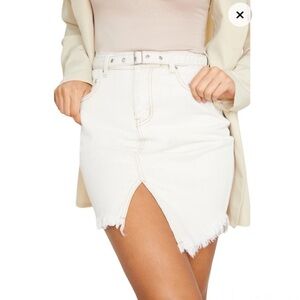 NWT PrettyLittleThing Cut Out Raw Hem Belted Denim Skirt Size 12 Stone